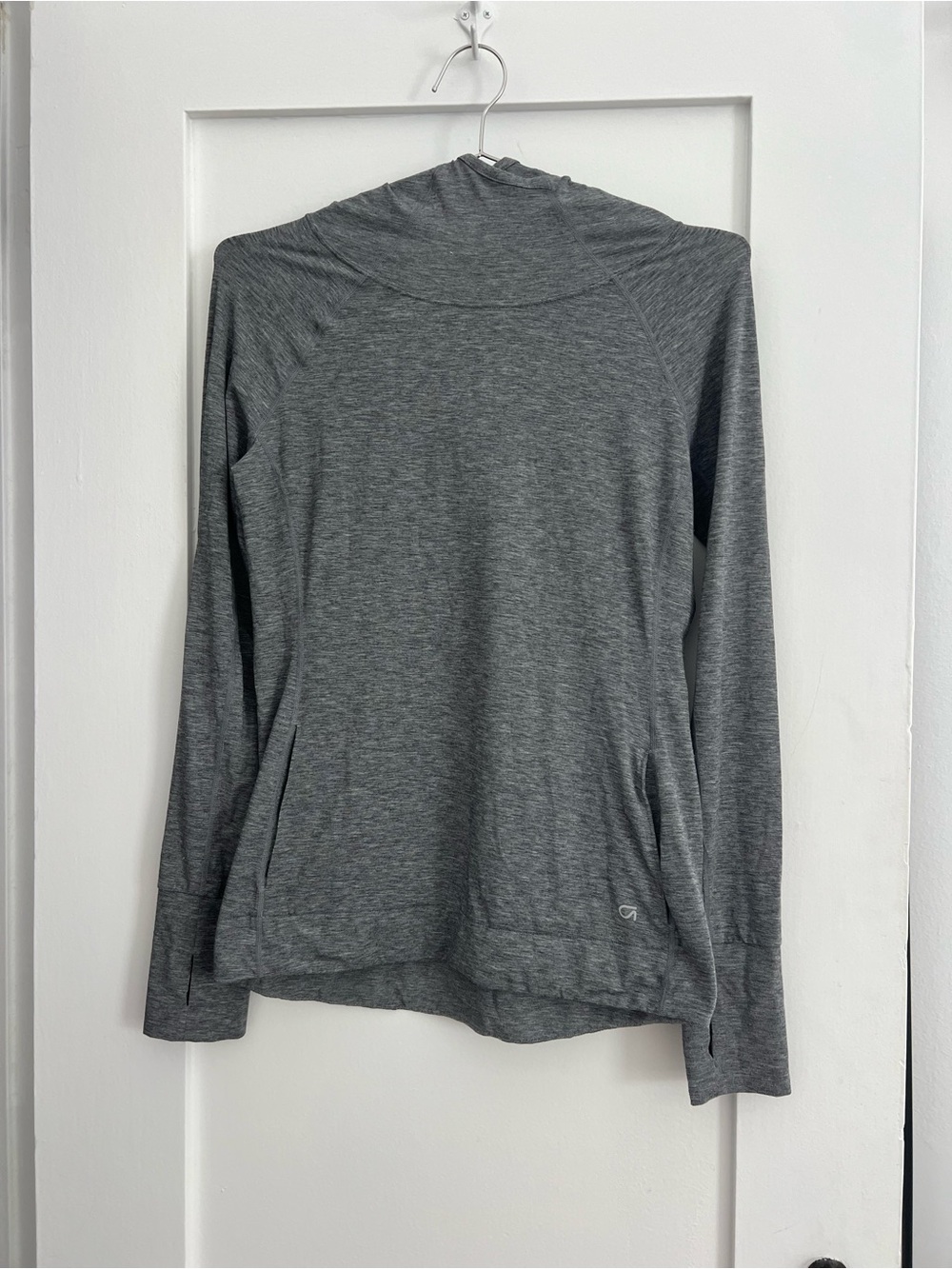 GAP Heather Gray Long-Sleeve Performance Hoodie